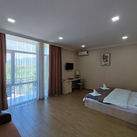 Hotel Botanica Chakvi Εξωτερικό φωτογραφία