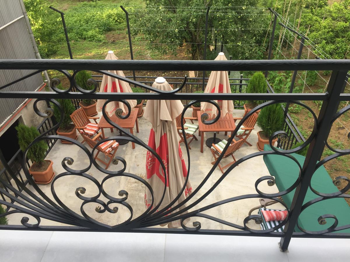 Hotel Botanica Chakvi Εξωτερικό φωτογραφία