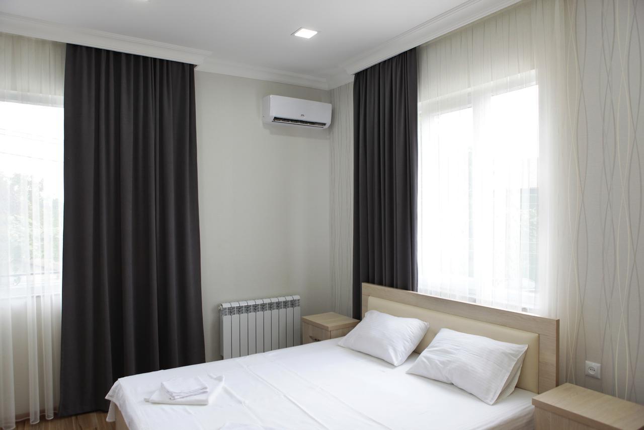 Hotel Botanica Chakvi Εξωτερικό φωτογραφία